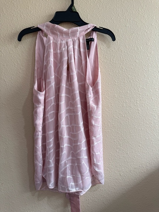White House Black Market Tops - Sleeveless Pink Tie-Front Women's Top-2